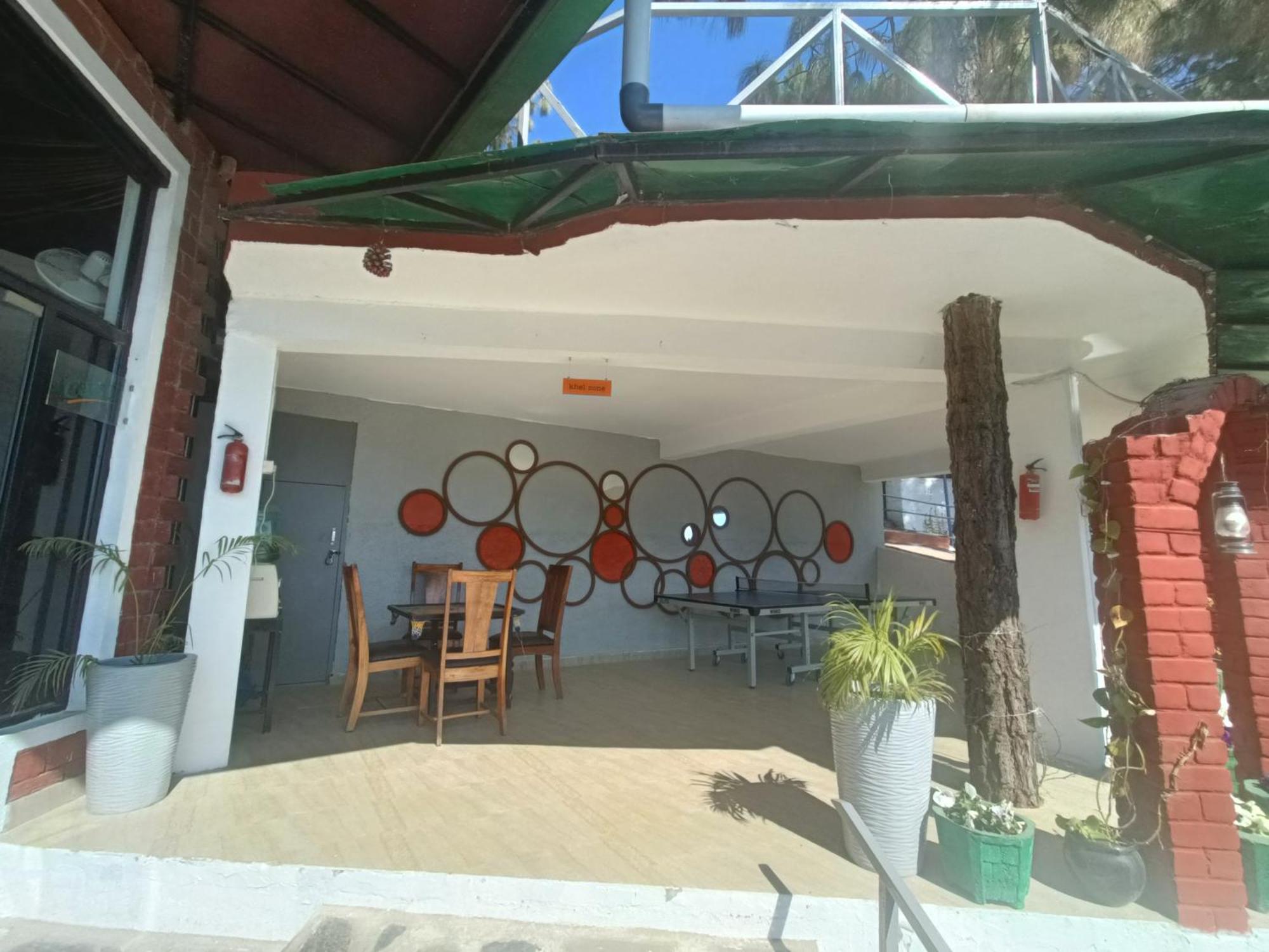 Hotel Zone Connect By The Park, Lansdowne Exterior foto